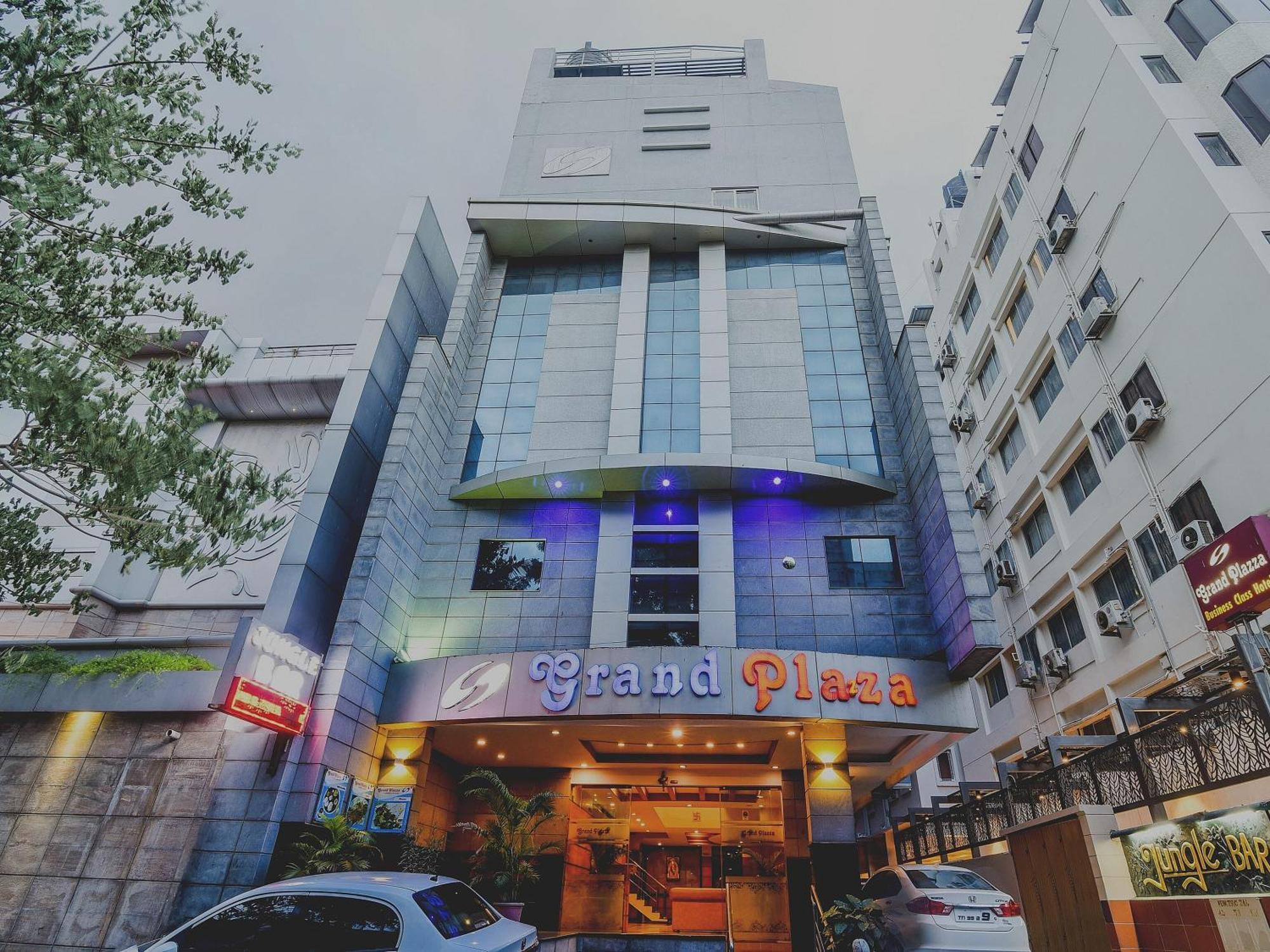 Hotel Super Capital O Grand Plaza Coimbatore Zewnętrze zdjęcie